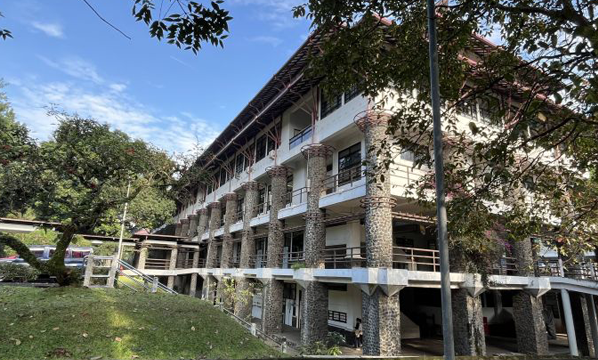 Labtek VIII ITB, STEI