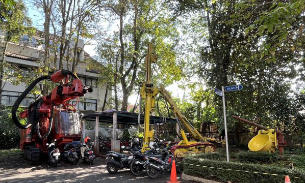 Labtek IV ITB, Teknik Geologi