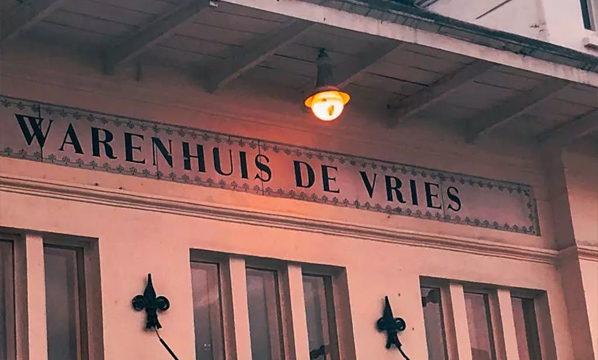 WARENHUIS DE VRIES, MALL PERTAMA DI BANDUNG1